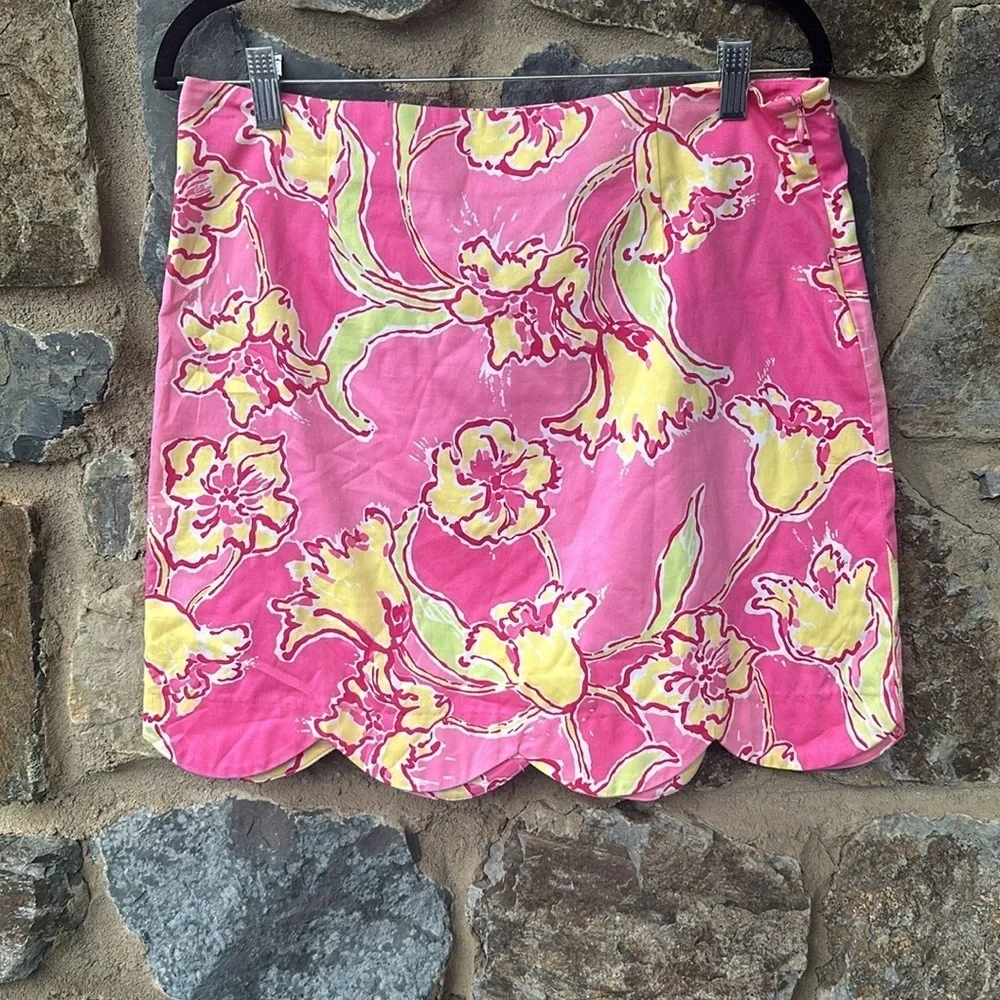 Lilly Pulitzer Size 8 Lynnie Skirt Hotty Pink Day Lynnie Scallop Hem